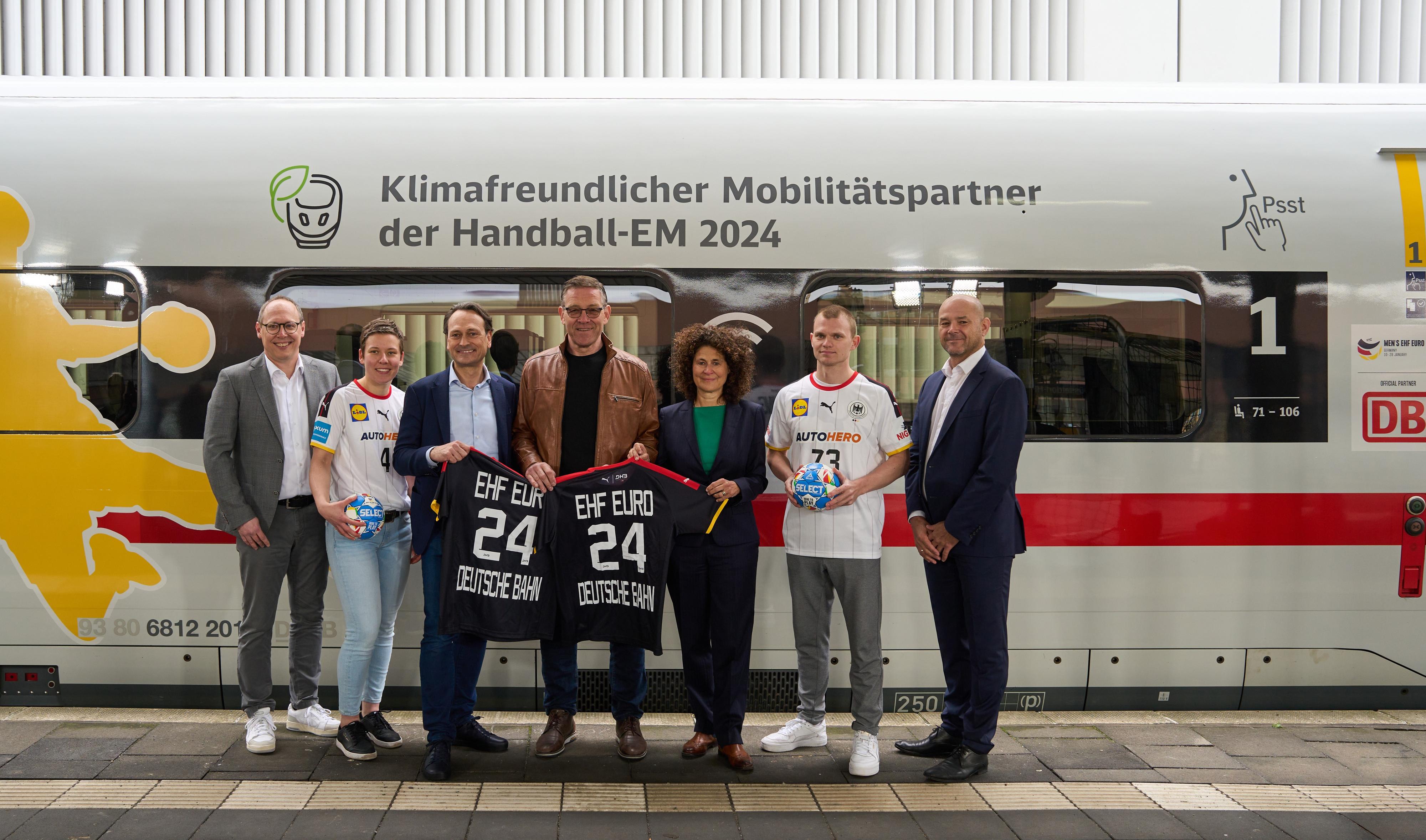 ICE geht als Botschafter für die Männer-Handball-Europameisterschaft 2024 auf Deutschlandreise