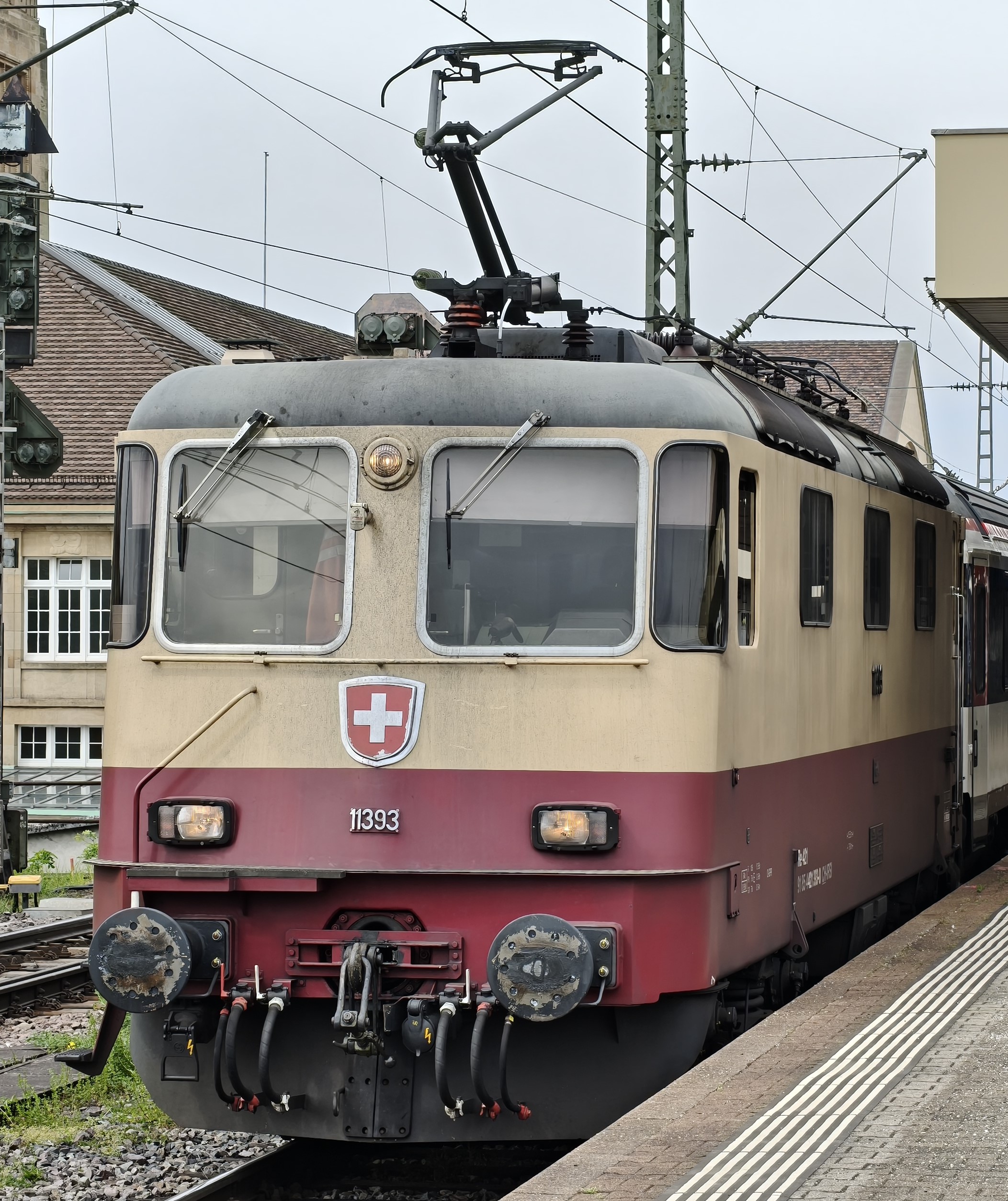 Elektrisches Triebfahrzeug der Baureihe Re 420/Re 421 TR AG 