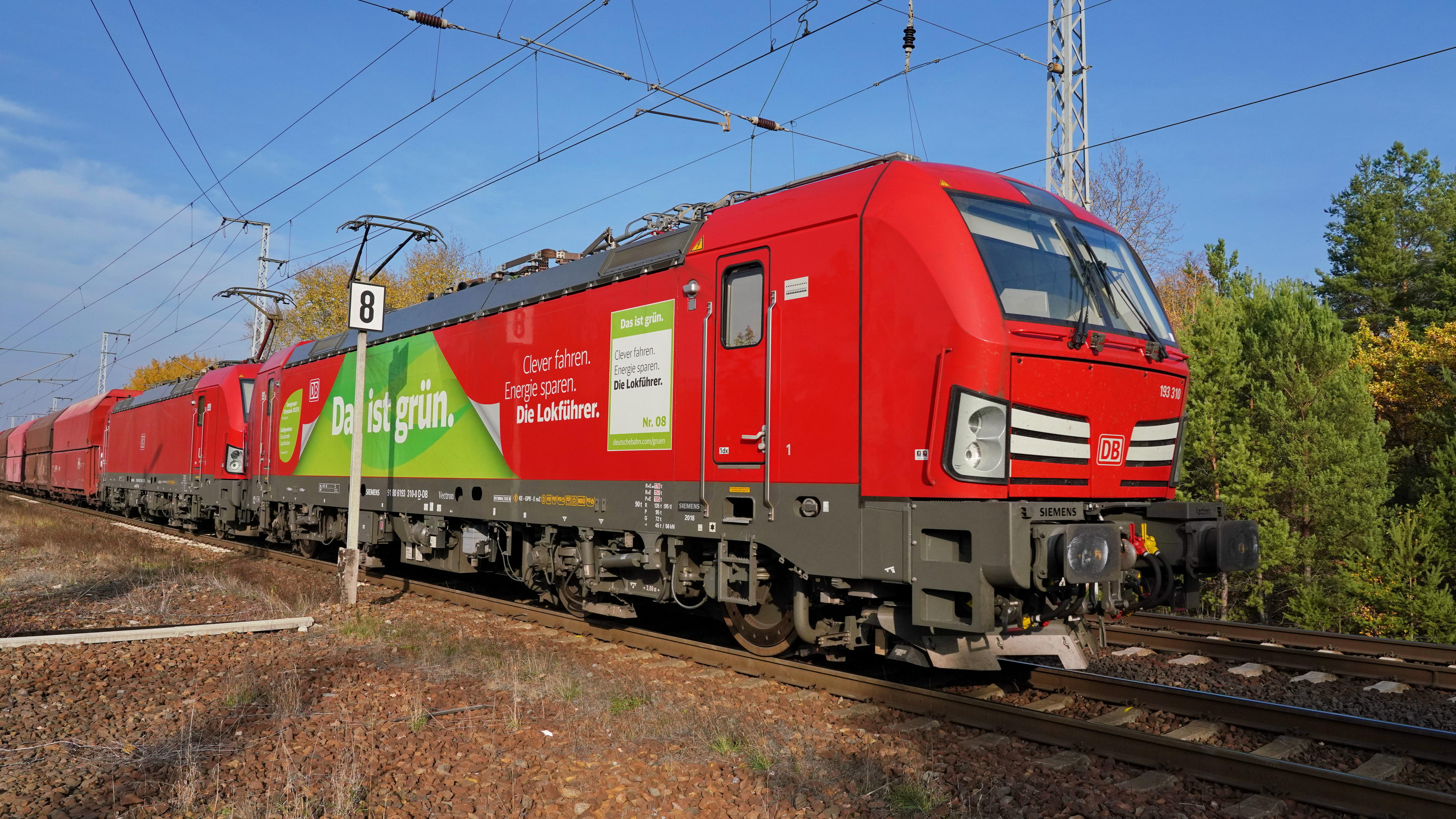 Unsere Vectron für Europa I am European Deutsche Bahn AG
