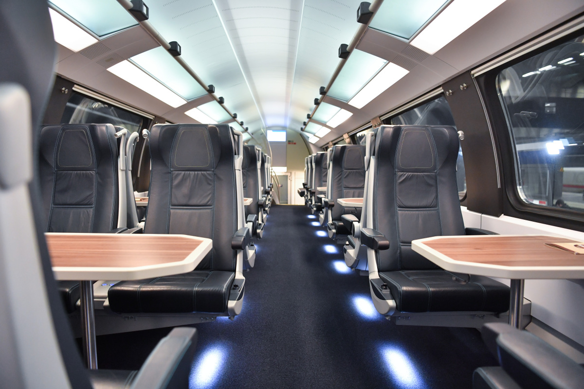 Der neue Intercity Baureihe 4110 - Blick ins Innere - 1. Klasse-Bereich