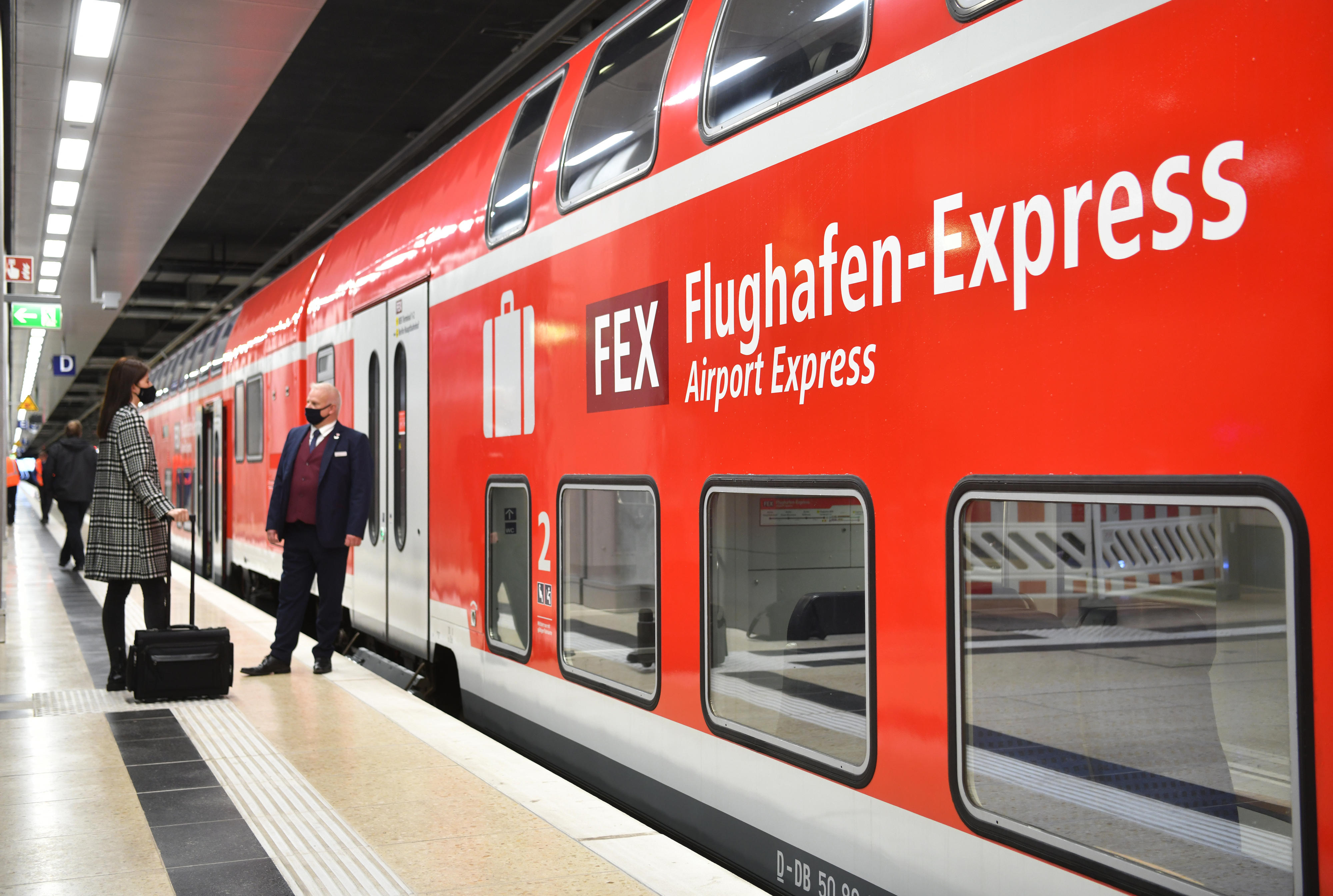 Alles startklar Züge rollen zum BER Deutsche Bahn AG