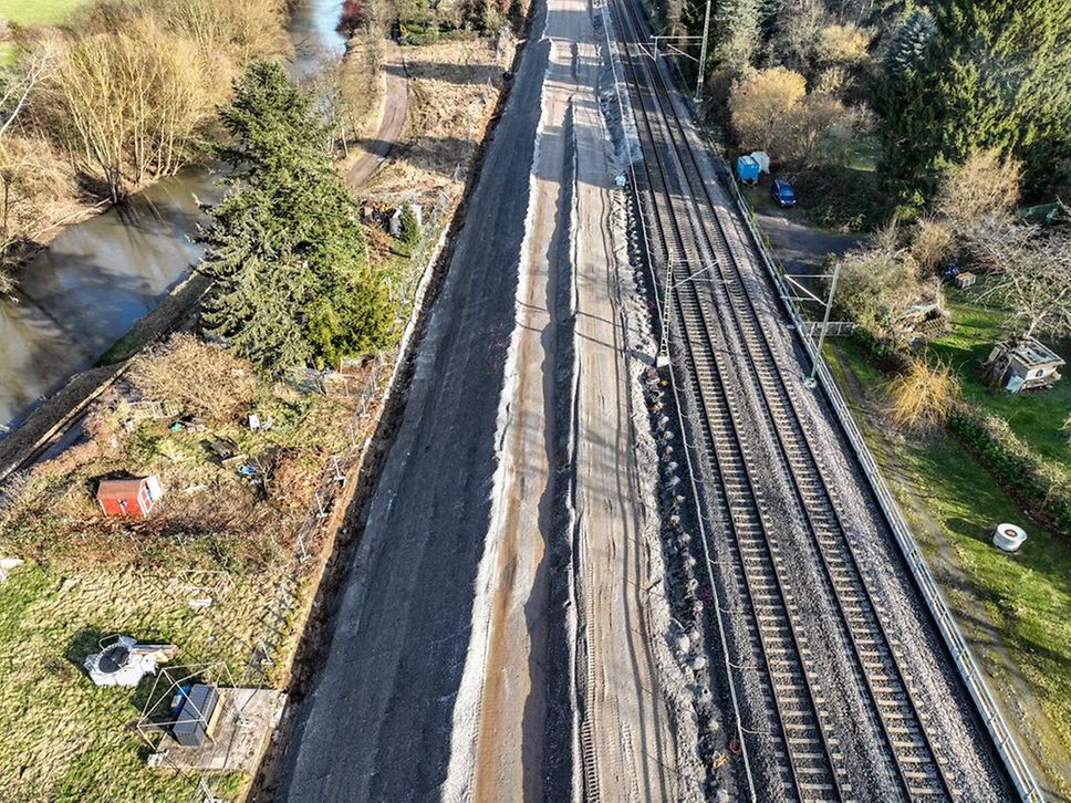 S6: Bahndammverbreiterung