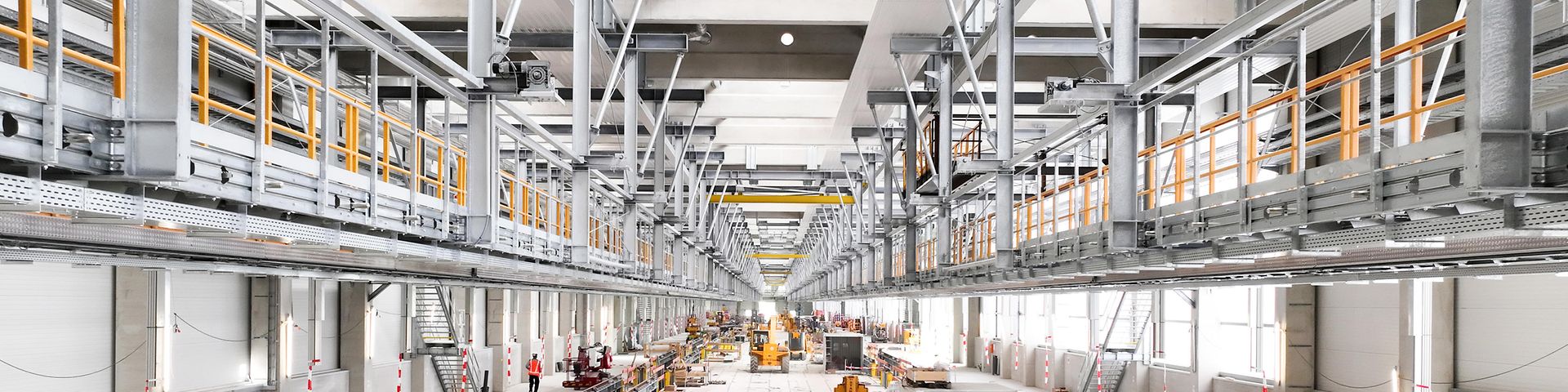 Innenaufnahme des laufenden Ausbaus des Neuen Werks Cottbus
