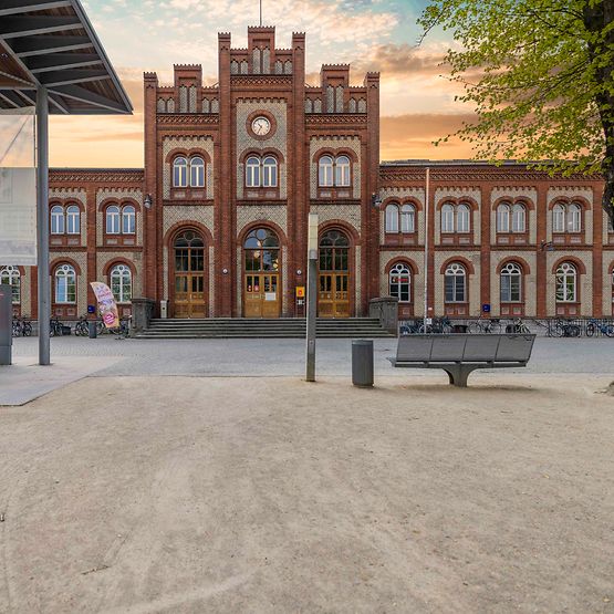 Bahnhofsgebäude Hauptbahnhof Stendal
