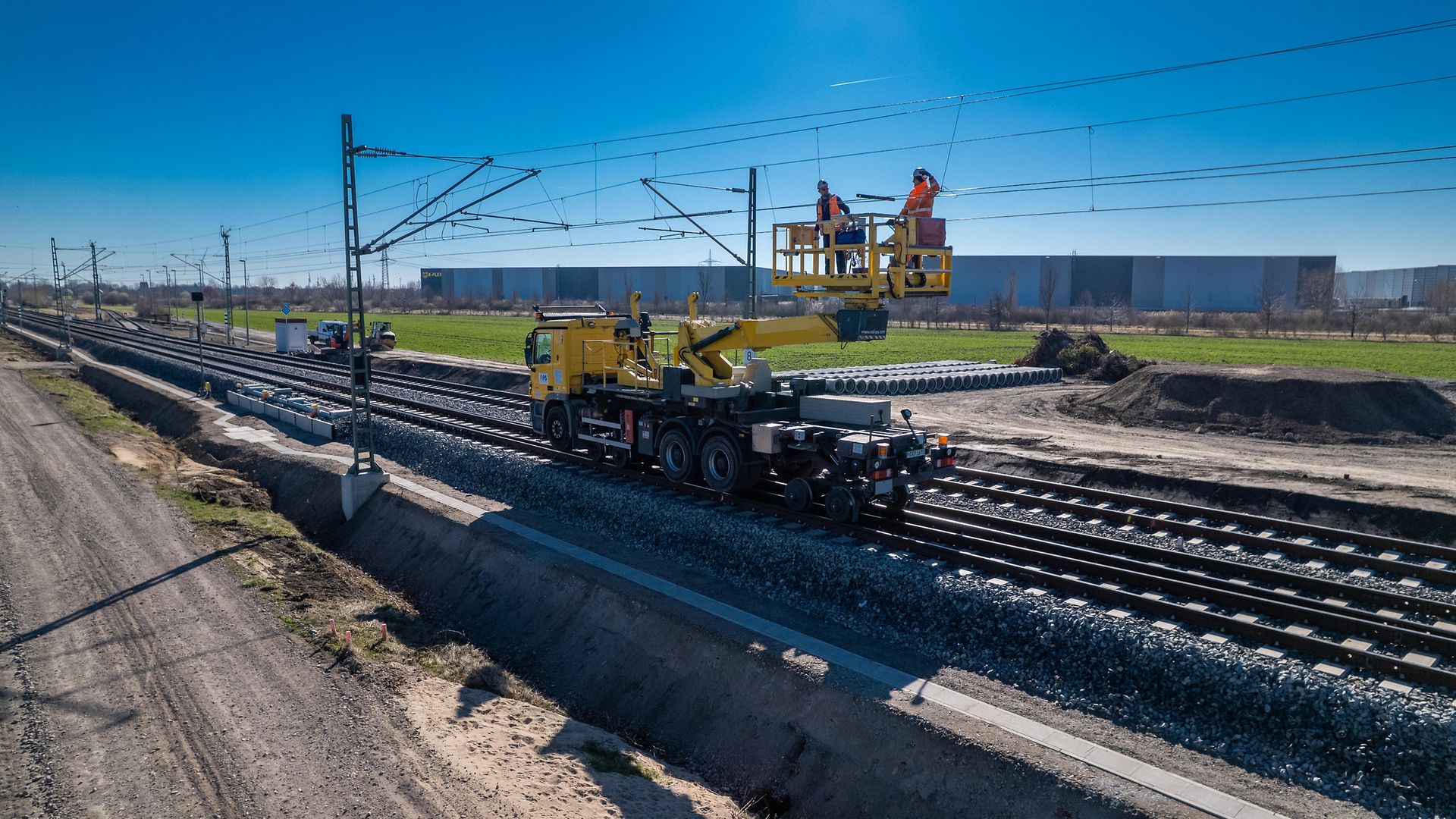 Oberleitungsarbeiten äußerer Bahnknoten Halle (Saale)