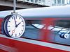 Beginn der Sommerzeit: Die Deutsche Bahn stellt 120.000 Uhren vor