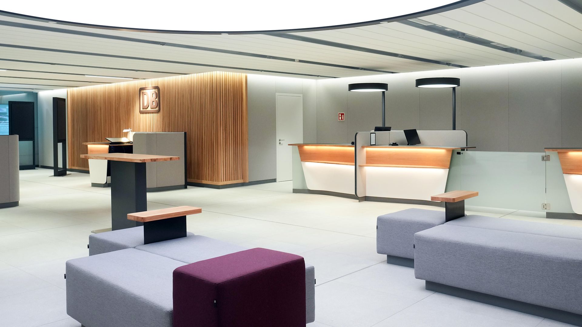 neues Reisezentrum Hamburg Hbf