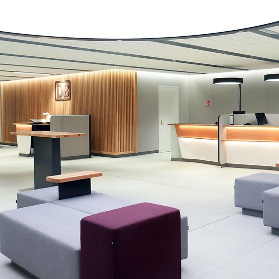 neues Reisezentrum Hamburg Hbf