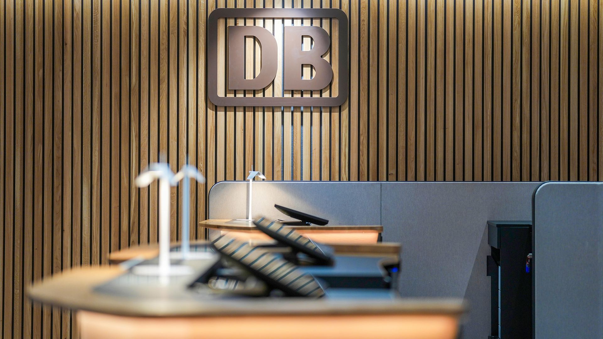 neues Reisezentrum Hamburg Hbf
