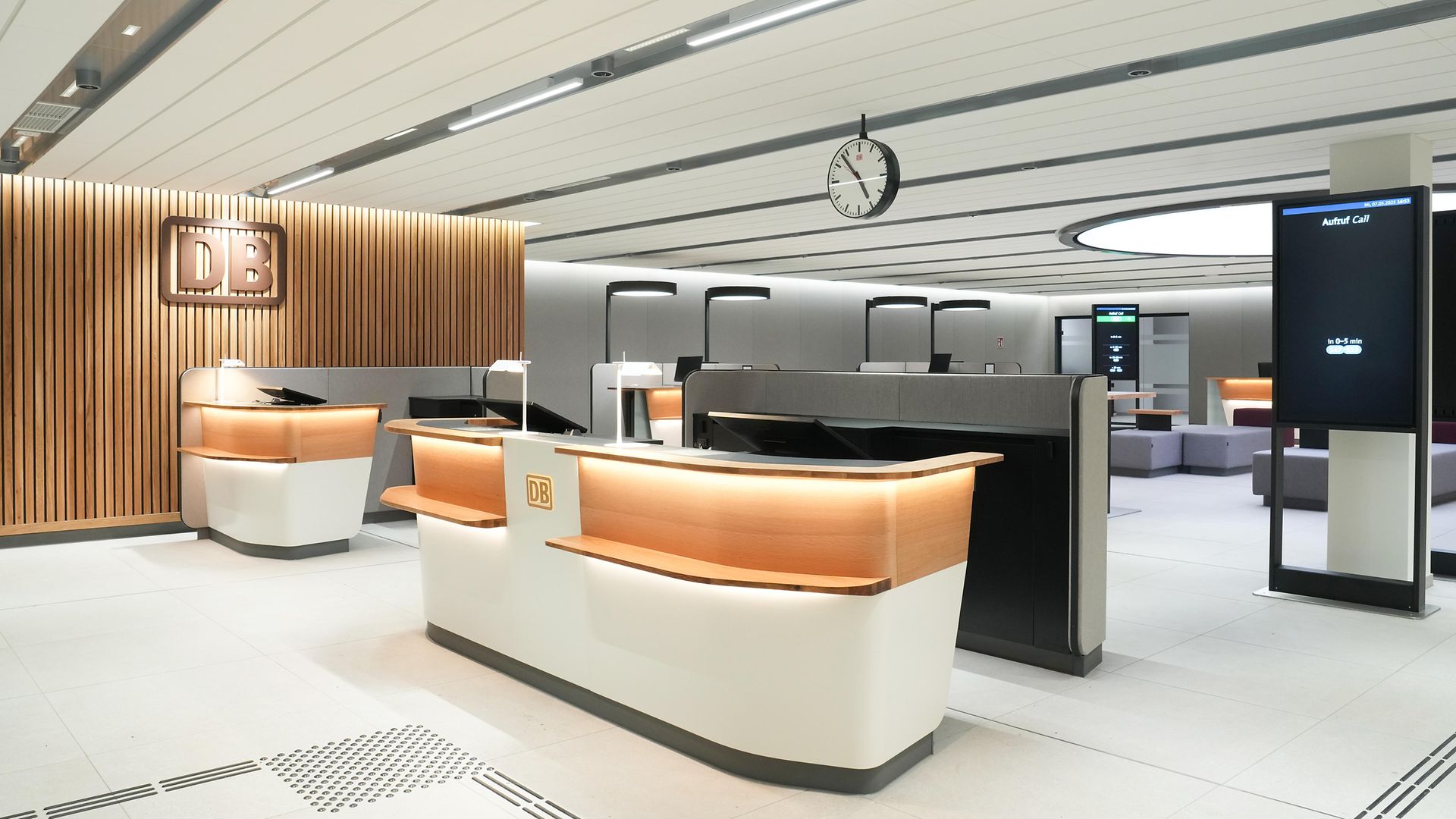 neues Reisezentrum Hamburg Hbf