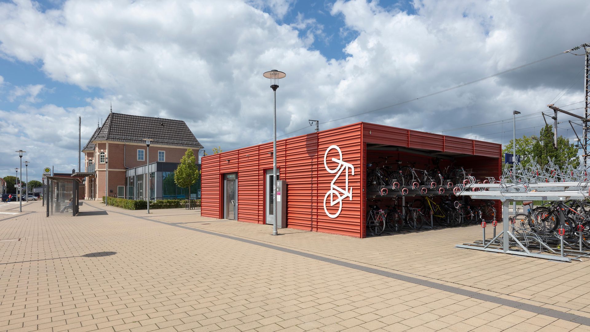 Fahrradparkhaus am Bahnhof Bad Bentheim