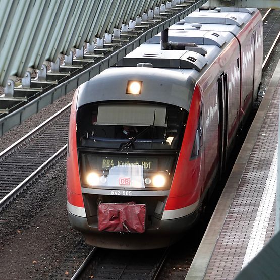 Kurhessenbahn nach Korbach - hier kurz vor der Abfahrt im Bahnhof Kassel-Wilhelmshöhe
