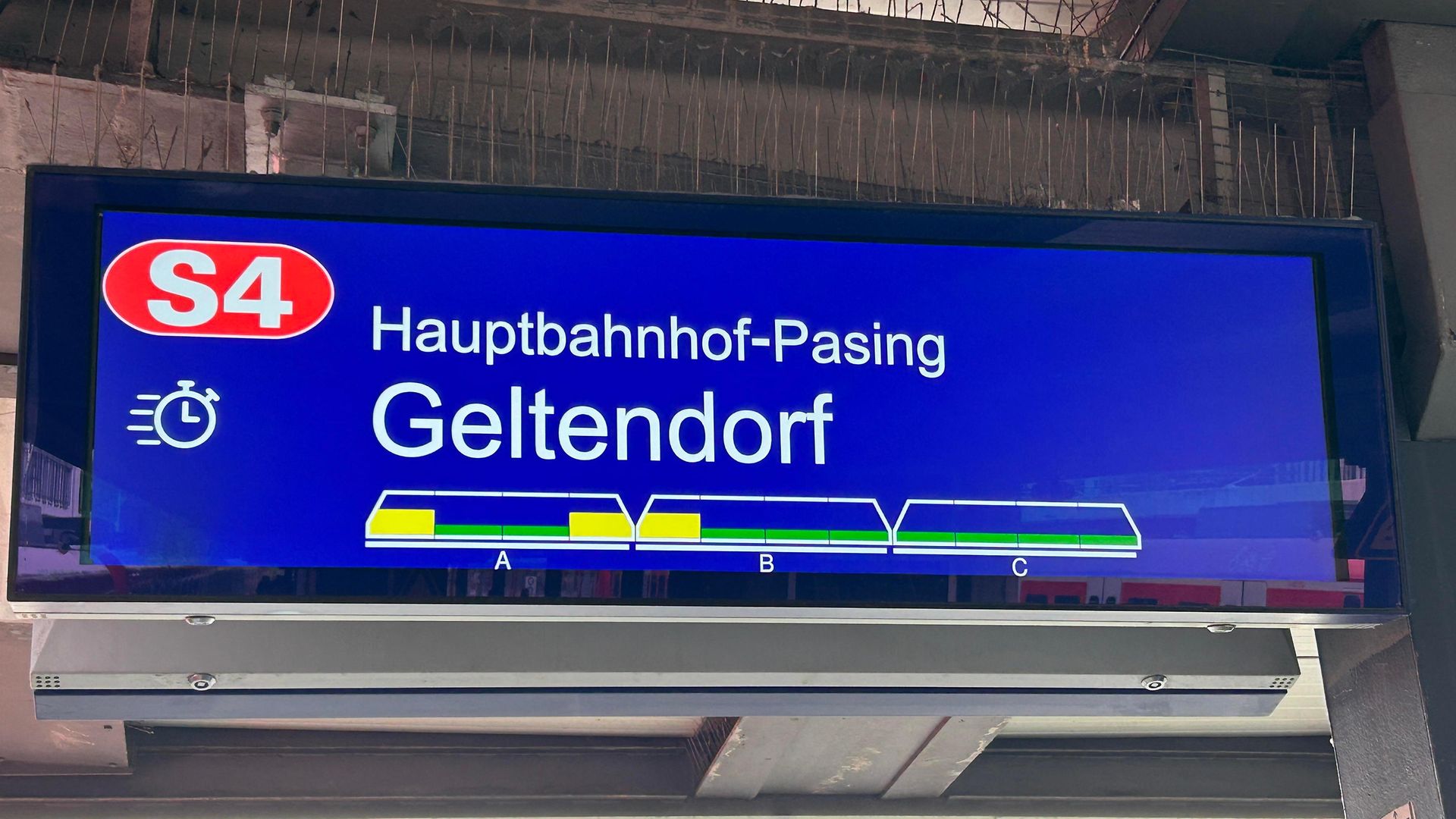 DB Lighgate zeigt jetzt in München die Auslastung der nächsten S-Bahn in Echtzeit