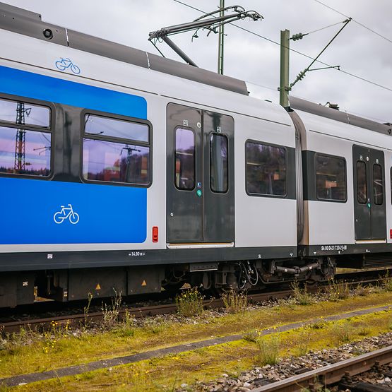  Neu gestaltete S-Bahn Stuttgart - Außenansicht