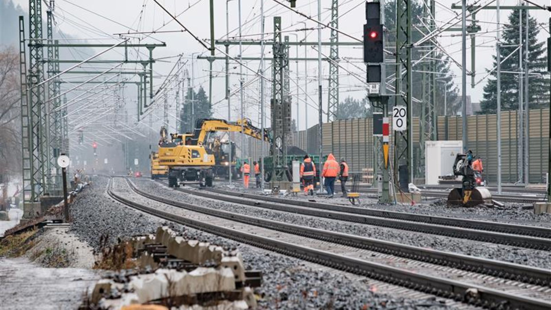 Bauarbeiten an der Strecke im Oberen Elbtal