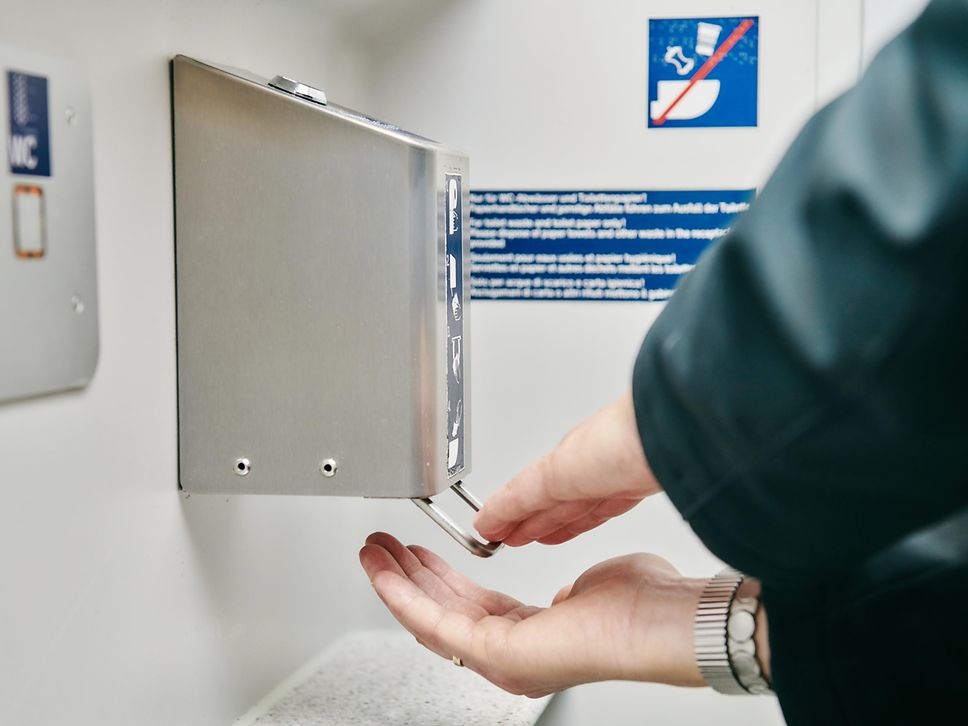 Seifen- und Desinfektionsmittelspendern