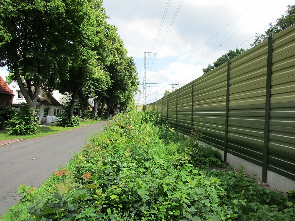 Schallschutzmauer (Symbolbild); Quelle: DB AG