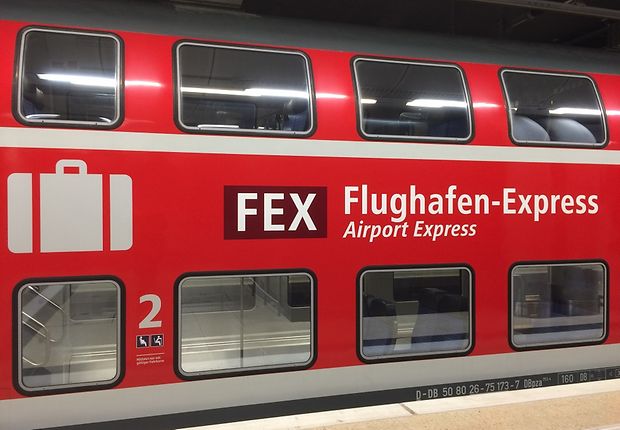 Was kostet eine Zugfahrt von Dresden nach Berlin?