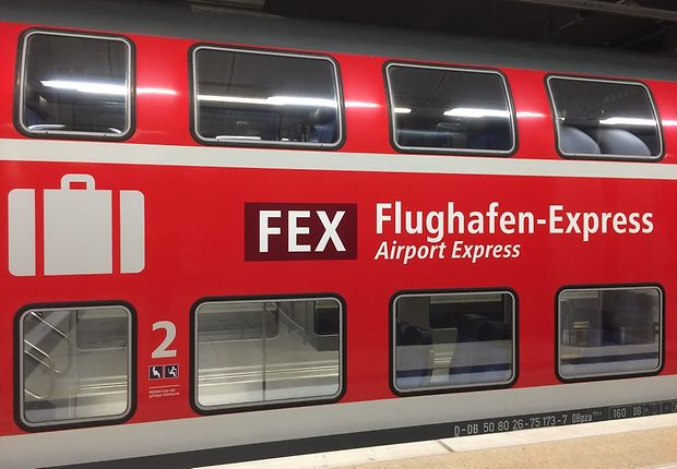Was kostet eine Zugfahrt von Dresden nach Berlin? Was kostet eine Zugfahrt von Dresden nach Berlin?