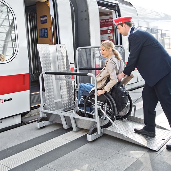 Service im Bahnhof