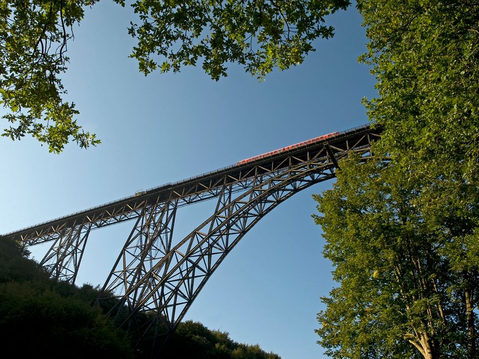 Die Höchste: Müngstener Brücke bei Solingen
