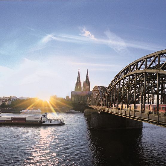 Skyline Köln mit Hohenzollernbrücke