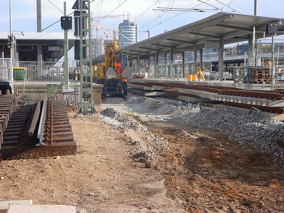Anfang der 2000er werden Netz und Flotte fit für den 2004 eingeführten 10-Minuten-Takt (Foto: Deutsche Bahn AG)